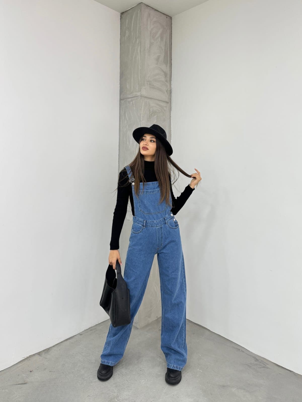Vovishop Blue Gardener Style Front Pocket Suspender Wide Leg Denim Jumpsuit